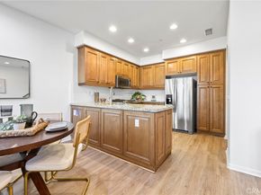 922 E Baseline Road, Claremont CA 91711