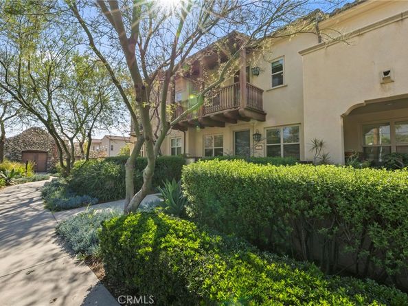 922 E Baseline Road, Claremont CA 91711