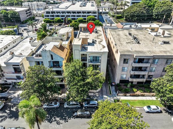 1741 S Bentley Avenue 1, Los Angeles CA 90025