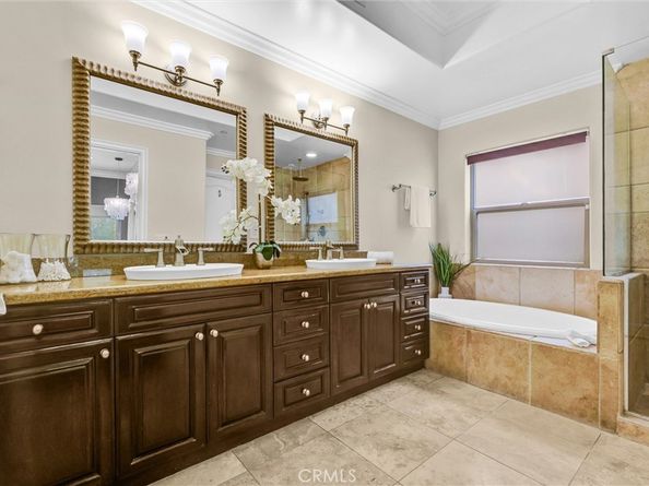 1741 S Bentley Avenue 1, Los Angeles CA 90025