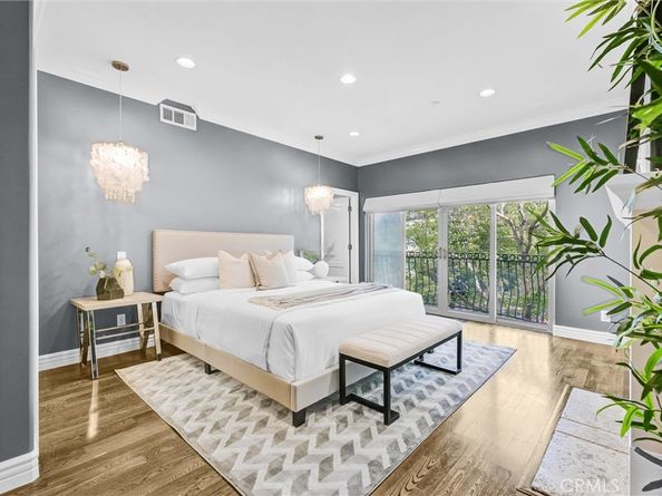 1741 S Bentley Avenue 1, Los Angeles CA 90025