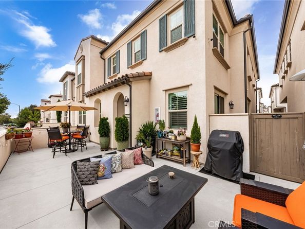 1419 N Indian Hill Boulevard, Claremont CA 91711