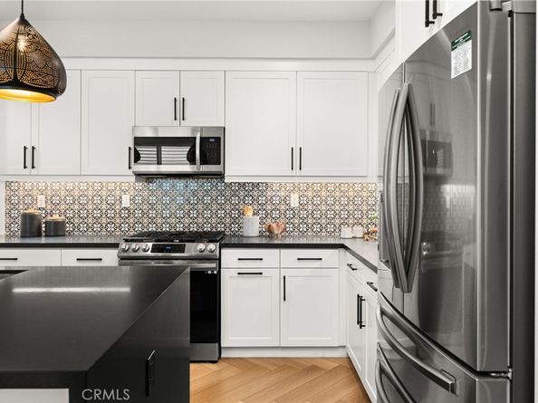 1419 N Indian Hill Boulevard, Claremont CA 91711