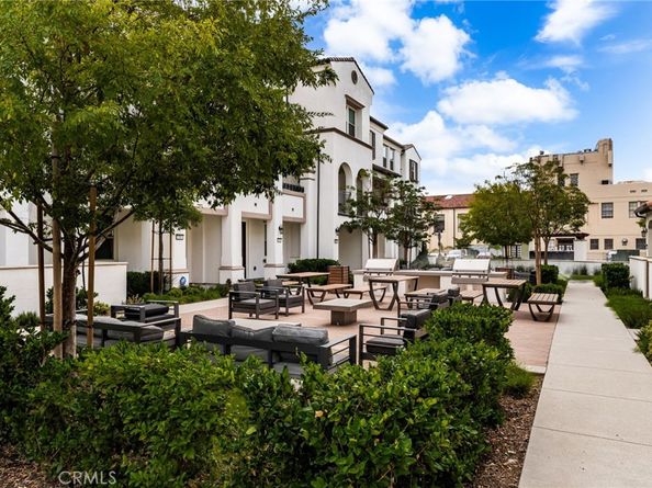 1419 N Indian Hill Boulevard, Claremont CA 91711