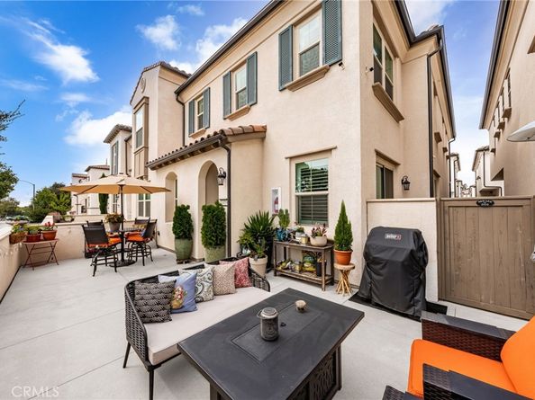 1419 N Indian Hill Boulevard, Claremont CA 91711