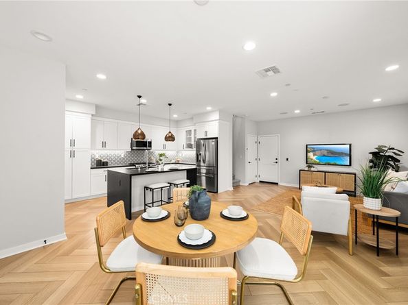 1419 N Indian Hill Boulevard, Claremont CA 91711