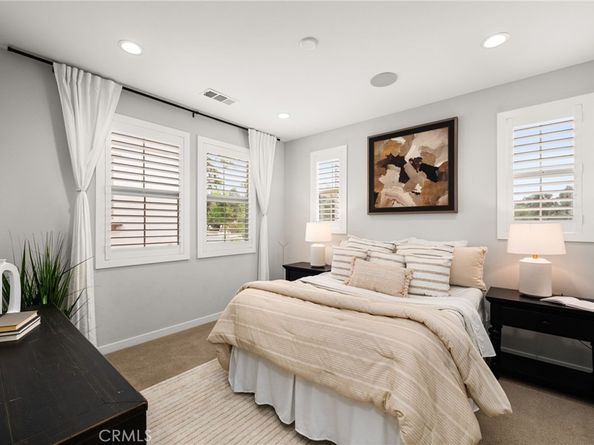 1419 N Indian Hill Boulevard, Claremont CA 91711