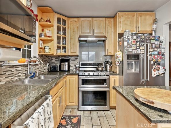 2334 Highbury, Los Angeles CA 90032