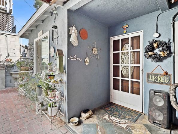 2334 Highbury, Los Angeles CA 90032