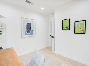 2740 S Sycamore, Los Angeles CA 90016