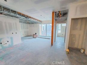320 N Mountain View, Los Angeles CA 90026