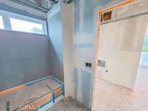 320 N Mountain View, Los Angeles CA 90026