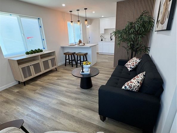 1526 W 54th Street, Los Angeles CA 90062