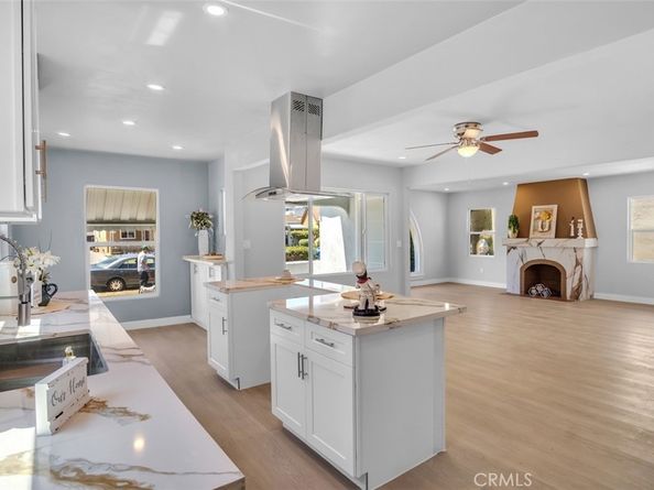 2049 W 71st Street, Los Angeles CA 90047