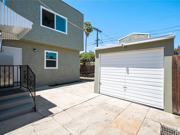 637 W 105th Street, Los Angeles CA 90044