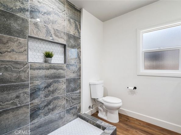 637 W 105th Street, Los Angeles CA 90044