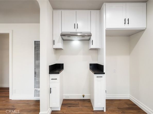 637 W 105th Street, Los Angeles CA 90044