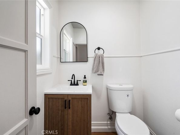 637 W 105th Street, Los Angeles CA 90044