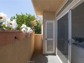 13801 Oxnard st 202, Van Nuys CA 91401