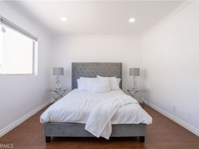 13801 Oxnard st 202, Van Nuys CA 91401