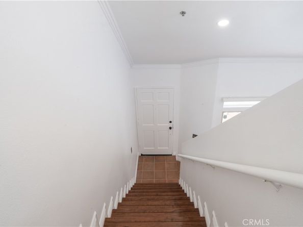 13801 Oxnard st 202, Van Nuys CA 91401