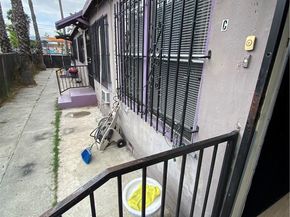 11018 S Figueroa, Los Angeles CA 90061