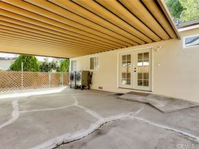 3055 Sycamore Avenue, La Crescenta CA 91214