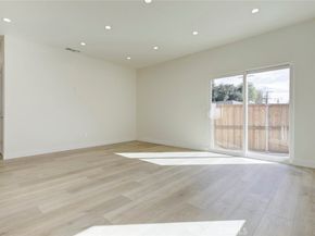 3055 Sycamore Avenue, La Crescenta CA 91214