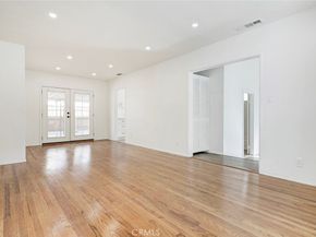 3055 Sycamore Avenue, La Crescenta CA 91214