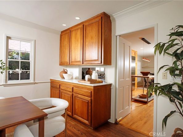 1624 Santa Barbara, Glendale CA 91208