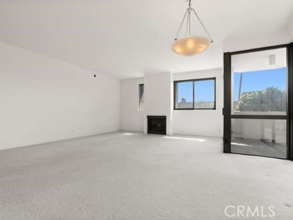 222 Monterey Road 104, Glendale CA 91206