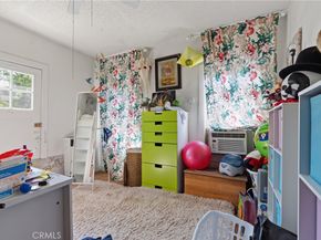 70 S Parkwood, Pasadena CA 91107