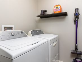 453 N Altadena Drive 7, Pasadena CA 91107