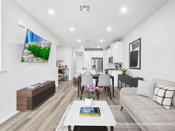 218 Lockhart Way, West Covina CA 91790