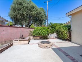 1151 E Mountain View Avenue, Glendora CA 91741