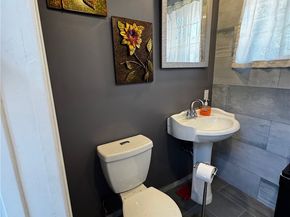 9410 S 4th Avenue, Inglewood CA 90305