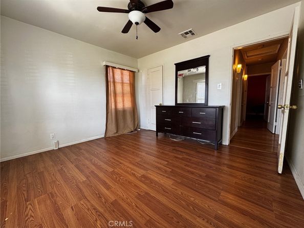 9410 S 4th Avenue, Inglewood CA 90305