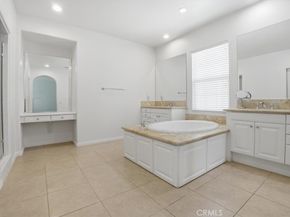 3057 S Hampton, Ontario CA 91761