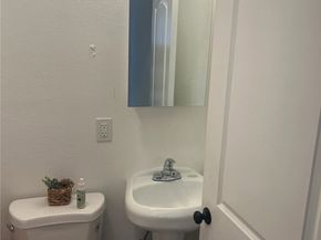 1250 1/2 W 87th, Los Angeles CA 90044