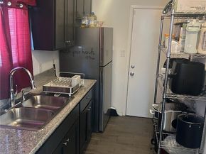 1250 1/2 W 87th, Los Angeles CA 90044