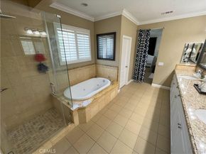4866 Stoneglen Avenue, Fontana CA 92336