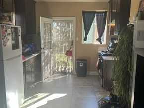 2000 W 54th, Los Angeles CA 90062