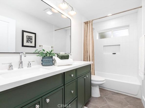 4401 Cezanne Avenue, Woodland Hills CA 91364