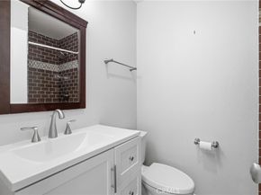 7802 Via Tortona, Burbank CA 91504