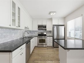 7802 Via Tortona, Burbank CA 91504