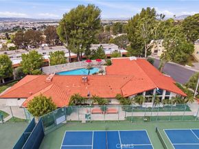 7802 Via Tortona, Burbank CA 91504