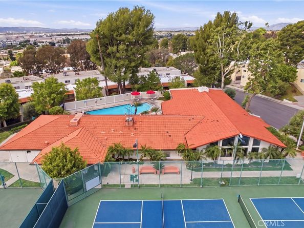 7802 Via Tortona, Burbank CA 91504