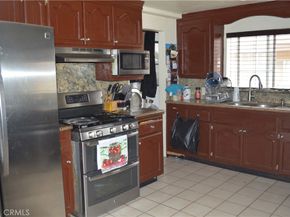 938 S Eastman, Los Angeles CA 90023
