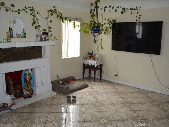 938 S Eastman, Los Angeles CA 90023