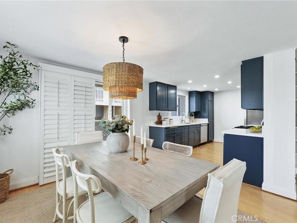 1421 12th Street 1, Manhattan Beach CA 90266
